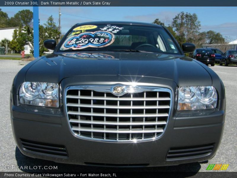 Dark Titanium Metallic / Dark Slate Gray 2009 Chrysler 300