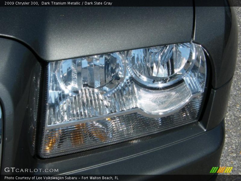 Dark Titanium Metallic / Dark Slate Gray 2009 Chrysler 300