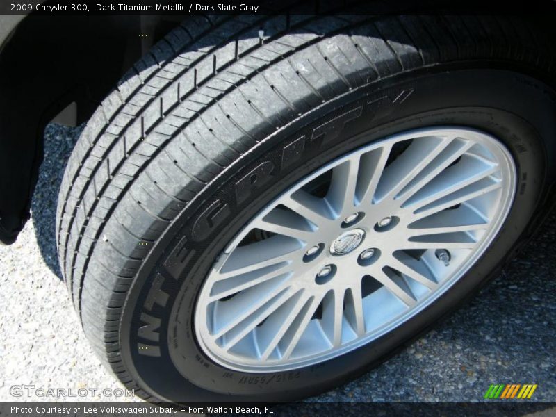 Dark Titanium Metallic / Dark Slate Gray 2009 Chrysler 300