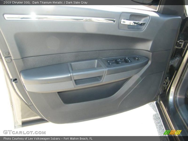 Dark Titanium Metallic / Dark Slate Gray 2009 Chrysler 300