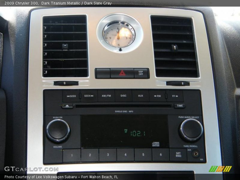 Dark Titanium Metallic / Dark Slate Gray 2009 Chrysler 300