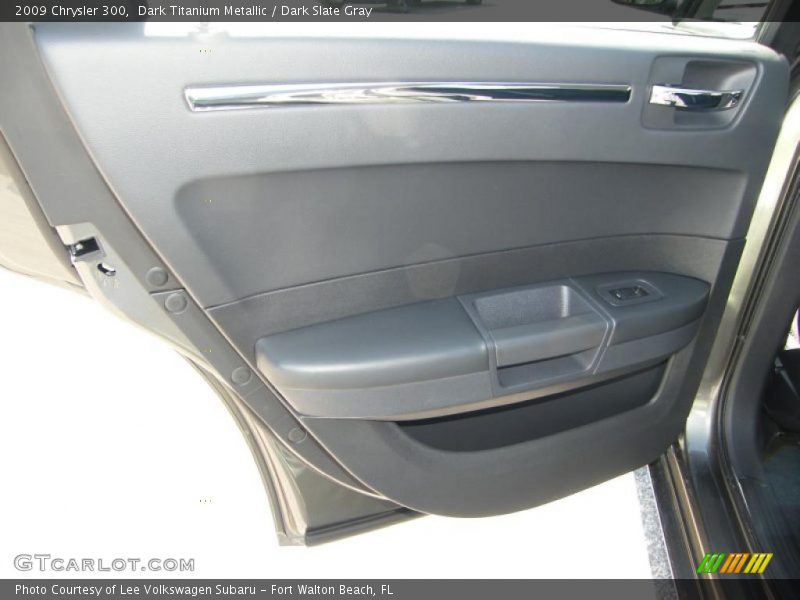 Dark Titanium Metallic / Dark Slate Gray 2009 Chrysler 300