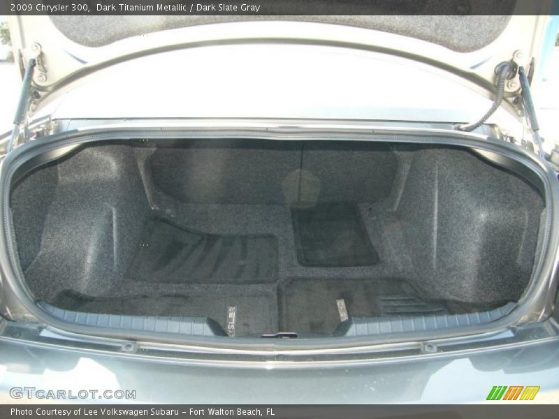 Dark Titanium Metallic / Dark Slate Gray 2009 Chrysler 300