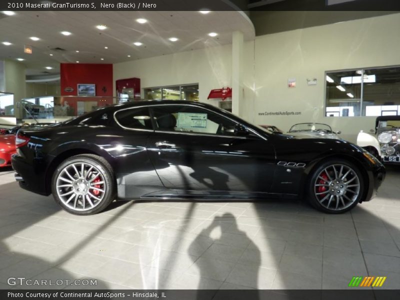 Nero (Black) / Nero 2010 Maserati GranTurismo S