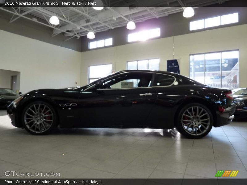 Nero (Black) / Nero 2010 Maserati GranTurismo S