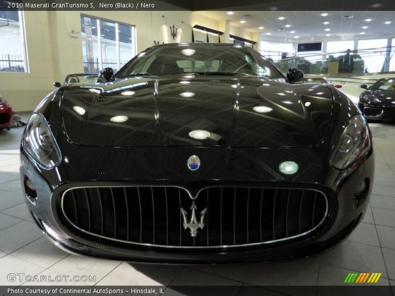 Nero (Black) / Nero 2010 Maserati GranTurismo S
