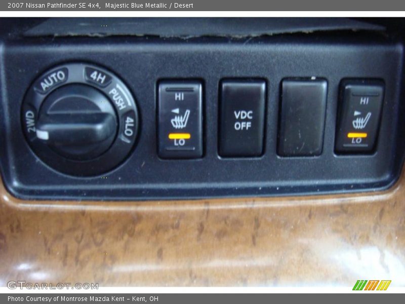 Majestic Blue Metallic / Desert 2007 Nissan Pathfinder SE 4x4