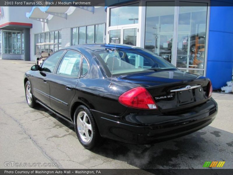 Black / Medium Parchment 2003 Ford Taurus SES