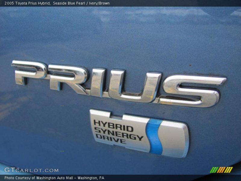 Seaside Blue Pearl / Ivory/Brown 2005 Toyota Prius Hybrid