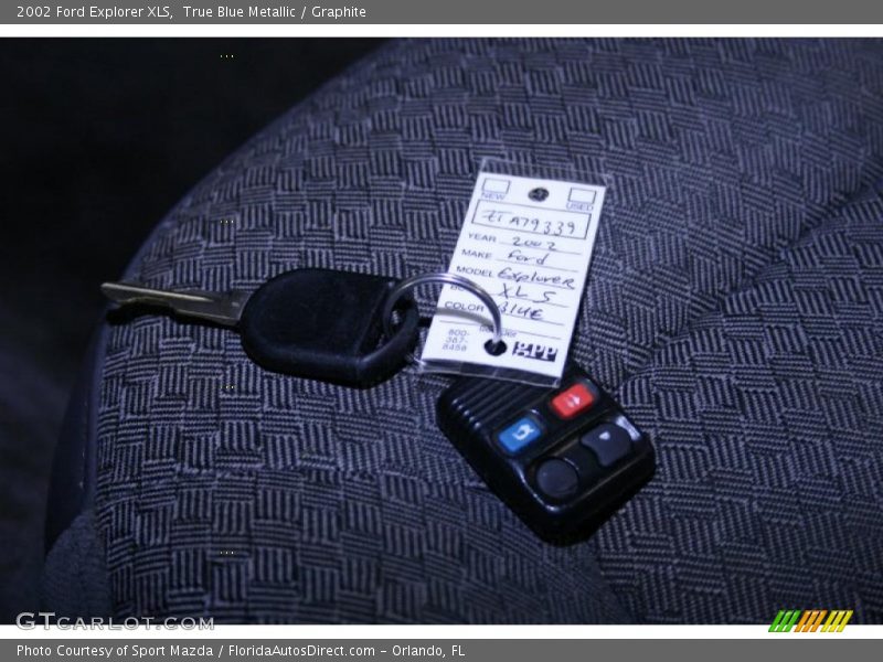 True Blue Metallic / Graphite 2002 Ford Explorer XLS