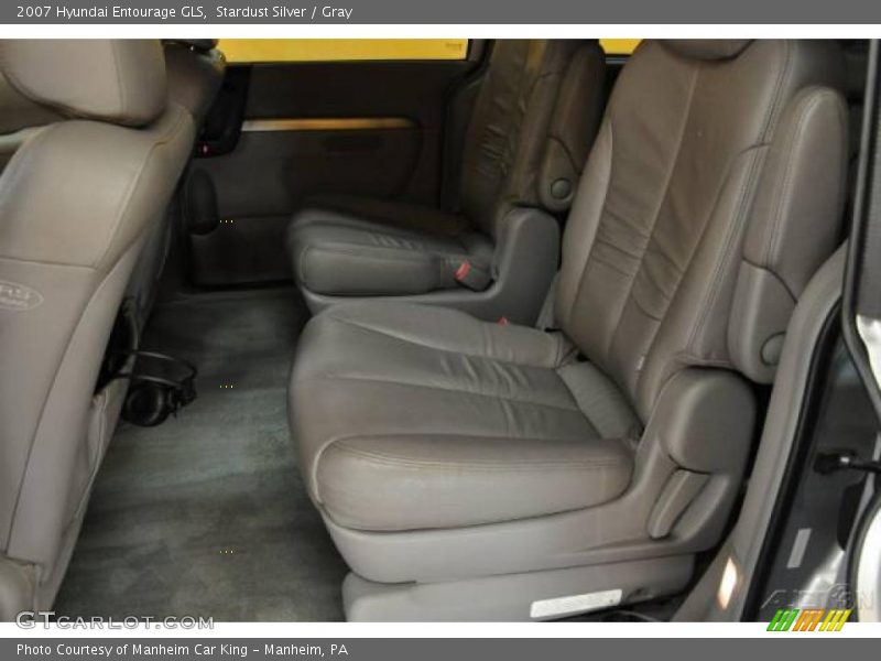 Stardust Silver / Gray 2007 Hyundai Entourage GLS