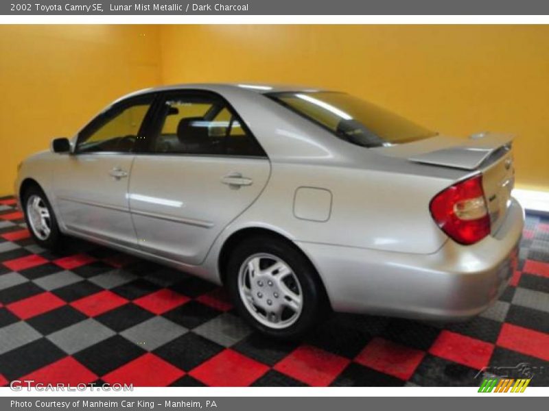 Lunar Mist Metallic / Dark Charcoal 2002 Toyota Camry SE