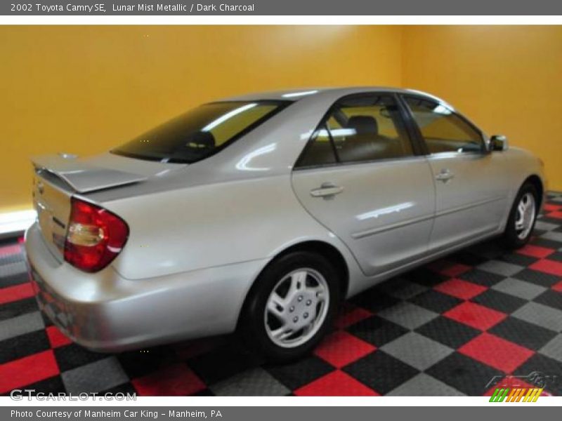 Lunar Mist Metallic / Dark Charcoal 2002 Toyota Camry SE