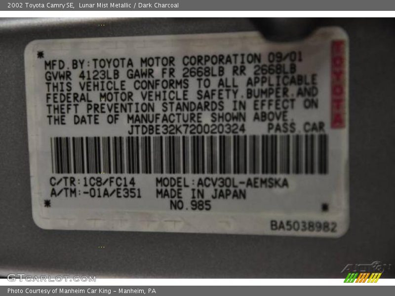 Lunar Mist Metallic / Dark Charcoal 2002 Toyota Camry SE