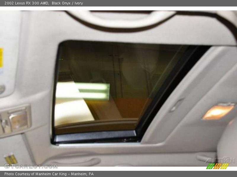 Black Onyx / Ivory 2002 Lexus RX 300 AWD