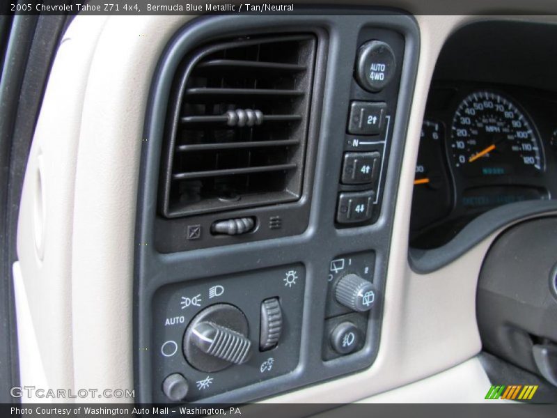Bermuda Blue Metallic / Tan/Neutral 2005 Chevrolet Tahoe Z71 4x4