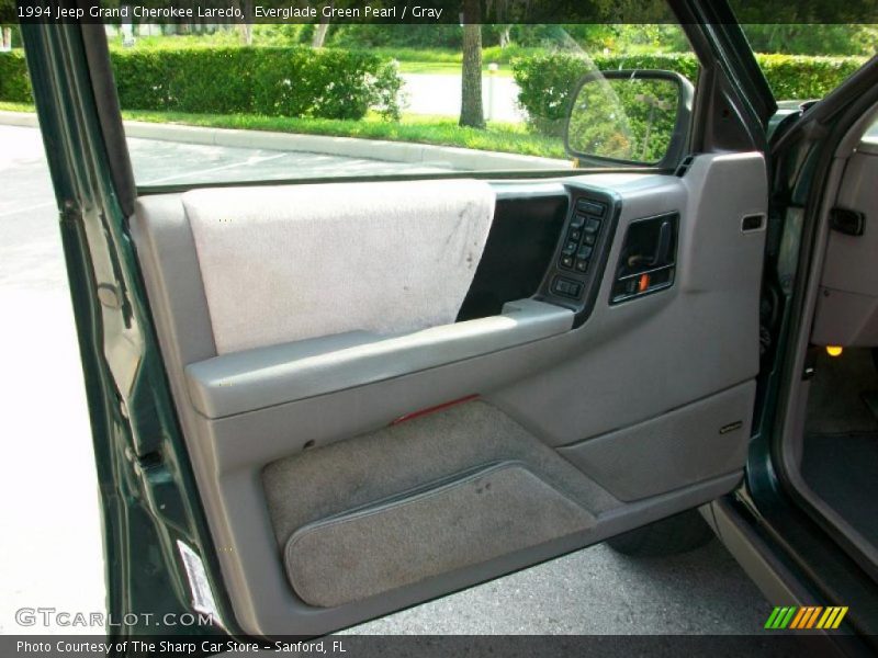 Everglade Green Pearl / Gray 1994 Jeep Grand Cherokee Laredo