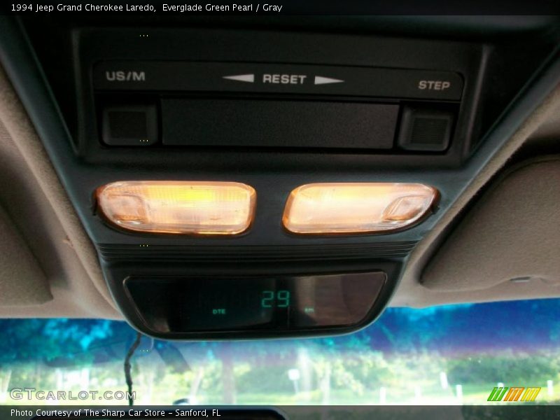 Everglade Green Pearl / Gray 1994 Jeep Grand Cherokee Laredo