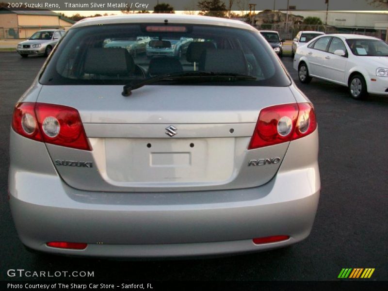 Titanium Silver Metallic / Grey 2007 Suzuki Reno