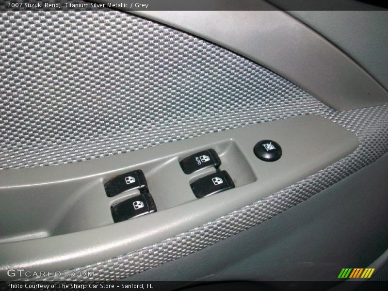 Titanium Silver Metallic / Grey 2007 Suzuki Reno