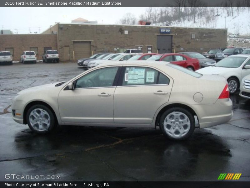 Smokestone Metallic / Medium Light Stone 2010 Ford Fusion SE