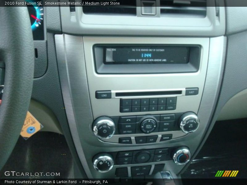 Smokestone Metallic / Medium Light Stone 2010 Ford Fusion SE