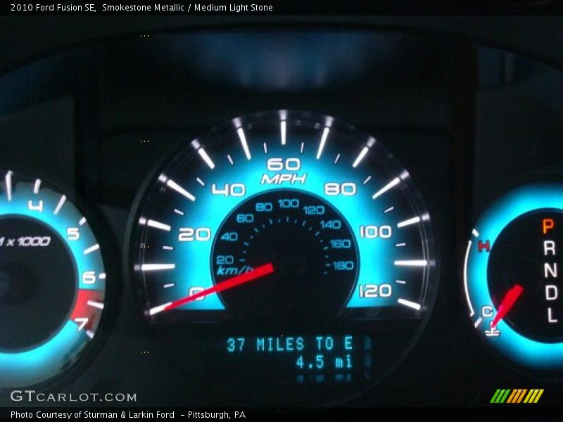 Smokestone Metallic / Medium Light Stone 2010 Ford Fusion SE