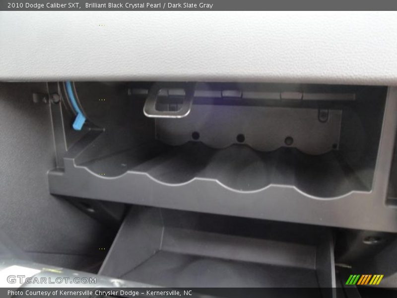Brilliant Black Crystal Pearl / Dark Slate Gray 2010 Dodge Caliber SXT