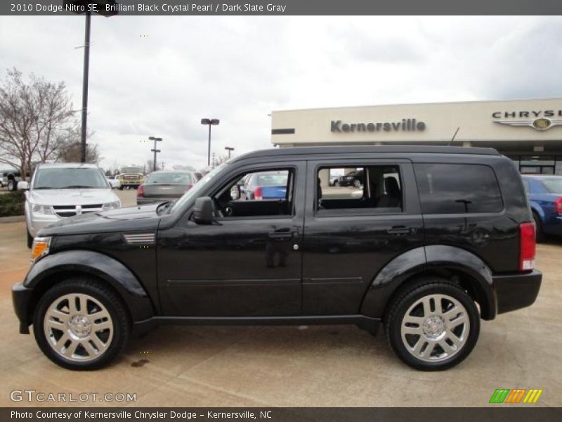 Brilliant Black Crystal Pearl / Dark Slate Gray 2010 Dodge Nitro SE