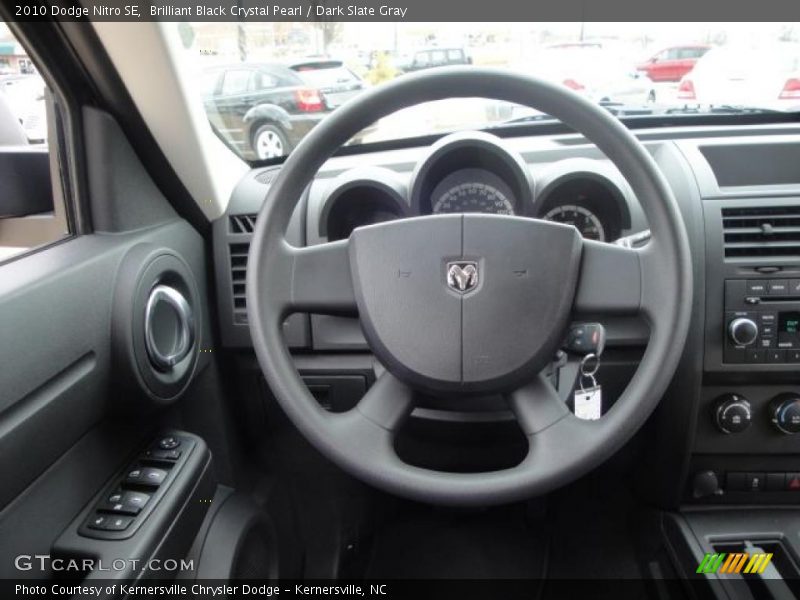 Brilliant Black Crystal Pearl / Dark Slate Gray 2010 Dodge Nitro SE