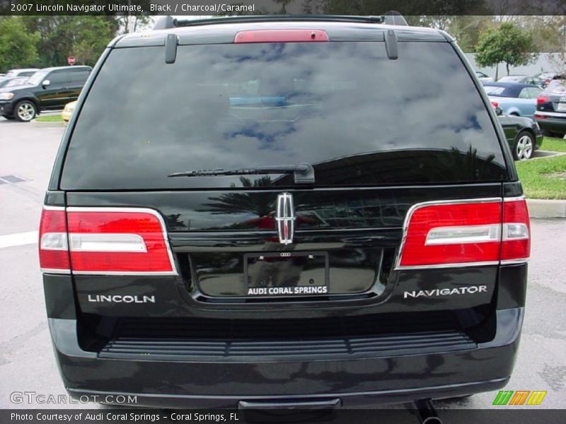 Black / Charcoal/Caramel 2007 Lincoln Navigator Ultimate