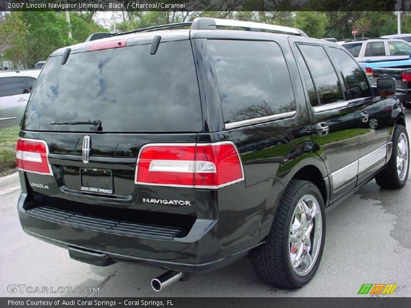Black / Charcoal/Caramel 2007 Lincoln Navigator Ultimate