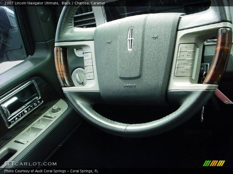Black / Charcoal/Caramel 2007 Lincoln Navigator Ultimate