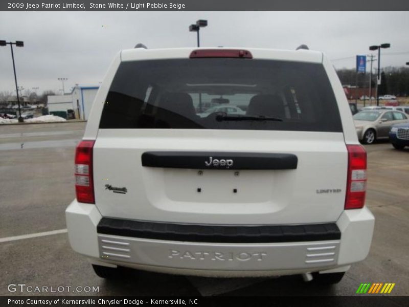 Stone White / Light Pebble Beige 2009 Jeep Patriot Limited