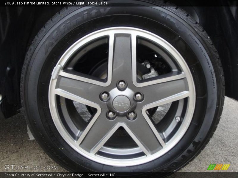 Stone White / Light Pebble Beige 2009 Jeep Patriot Limited