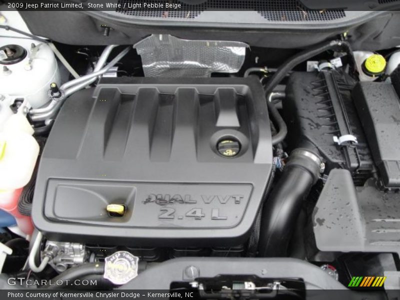 Stone White / Light Pebble Beige 2009 Jeep Patriot Limited