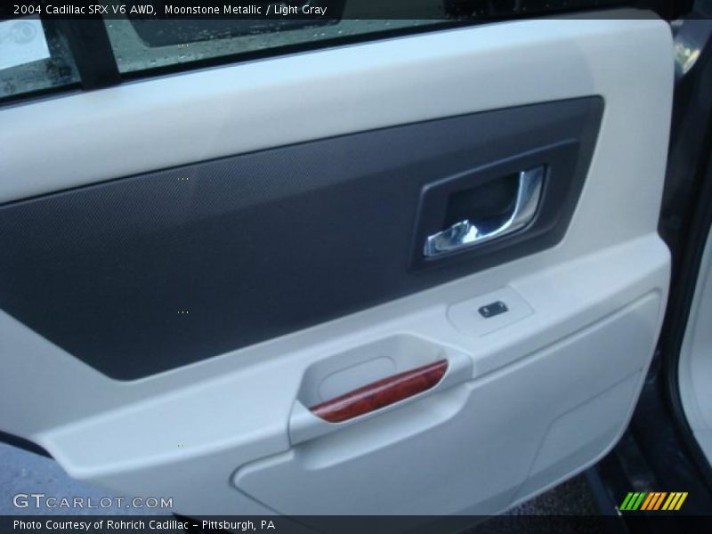 Moonstone Metallic / Light Gray 2004 Cadillac SRX V6 AWD