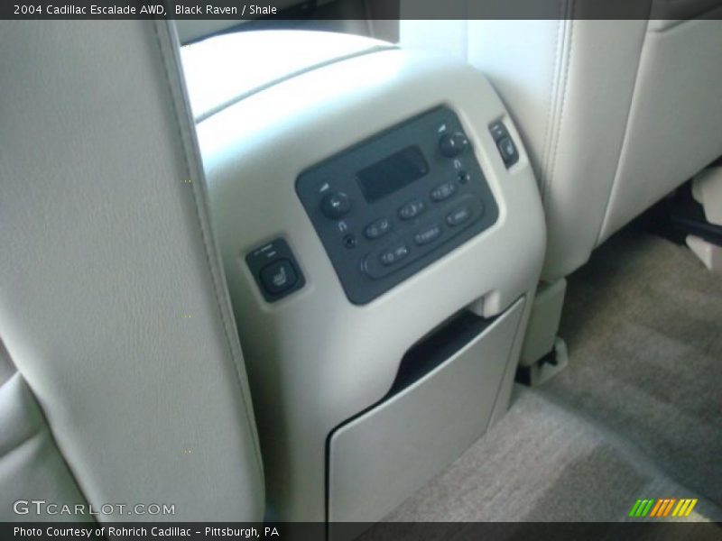 Black Raven / Shale 2004 Cadillac Escalade AWD
