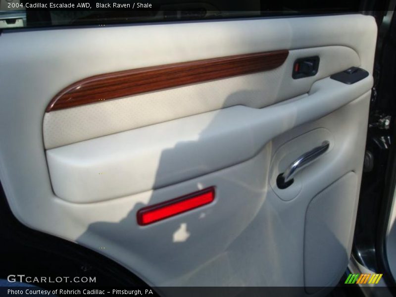 Black Raven / Shale 2004 Cadillac Escalade AWD