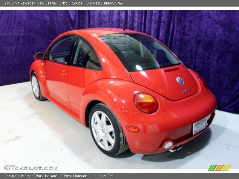 Uni Red / Black/Grey 2003 Volkswagen New Beetle Turbo S Coupe