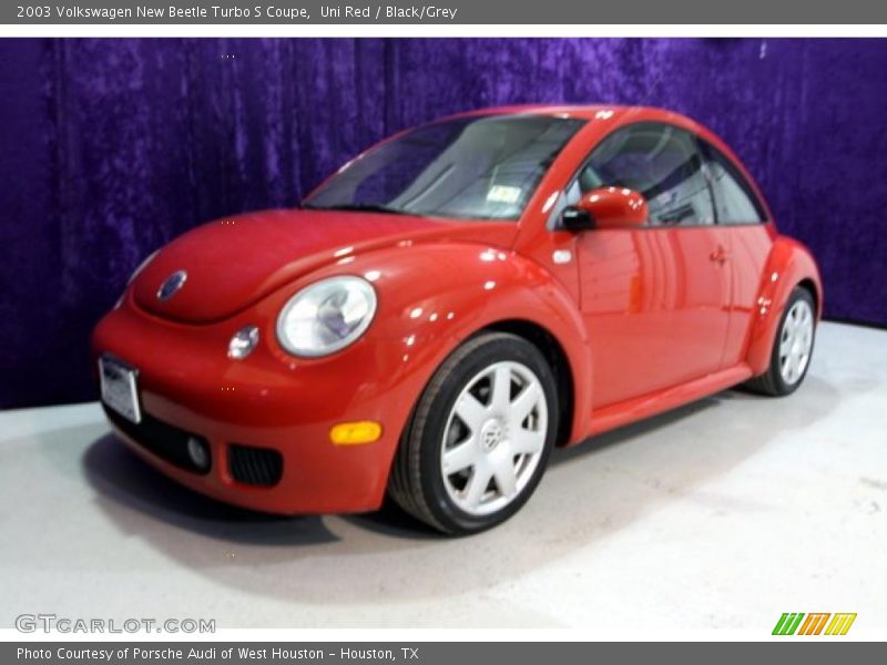 Uni Red / Black/Grey 2003 Volkswagen New Beetle Turbo S Coupe
