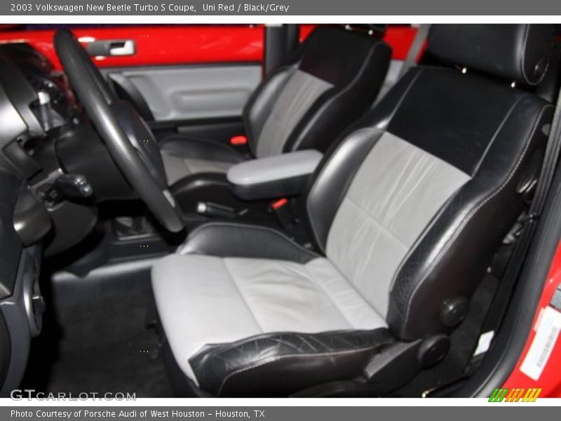 Uni Red / Black/Grey 2003 Volkswagen New Beetle Turbo S Coupe