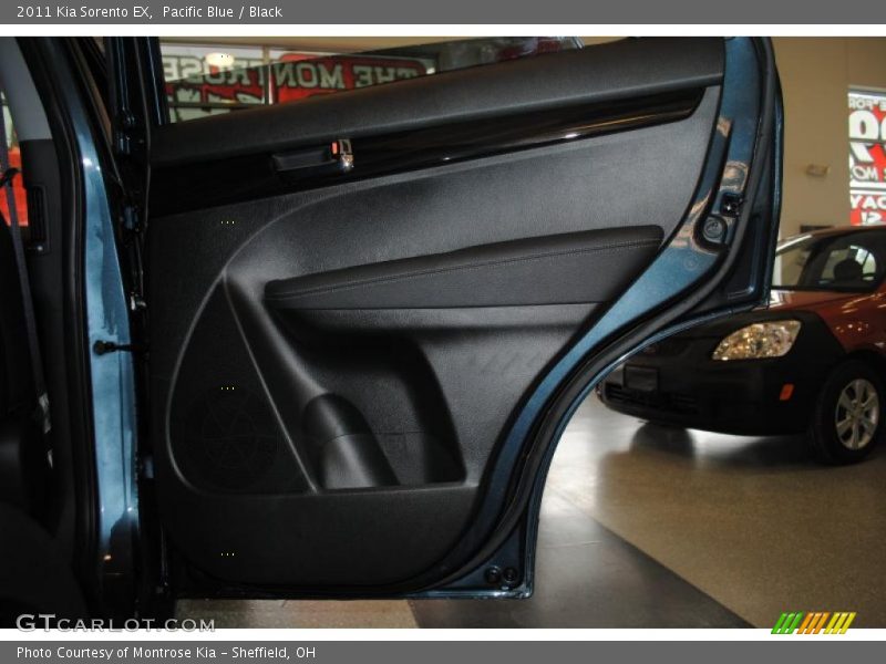 Pacific Blue / Black 2011 Kia Sorento EX