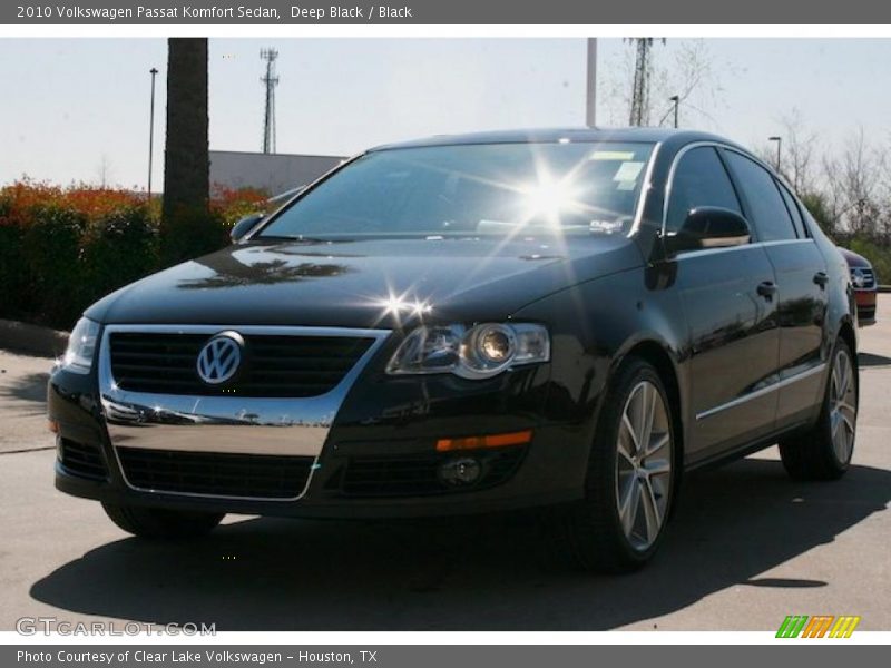 Deep Black / Black 2010 Volkswagen Passat Komfort Sedan