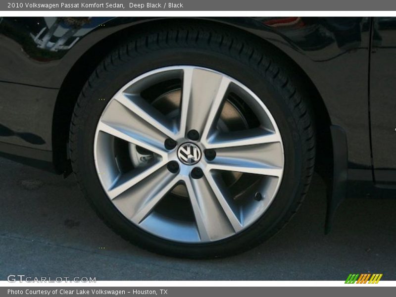 Deep Black / Black 2010 Volkswagen Passat Komfort Sedan