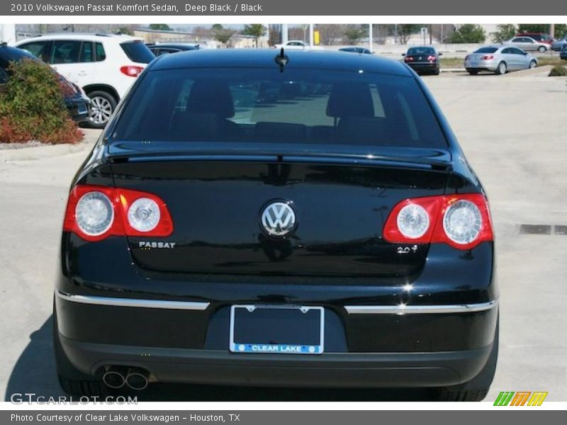 Deep Black / Black 2010 Volkswagen Passat Komfort Sedan