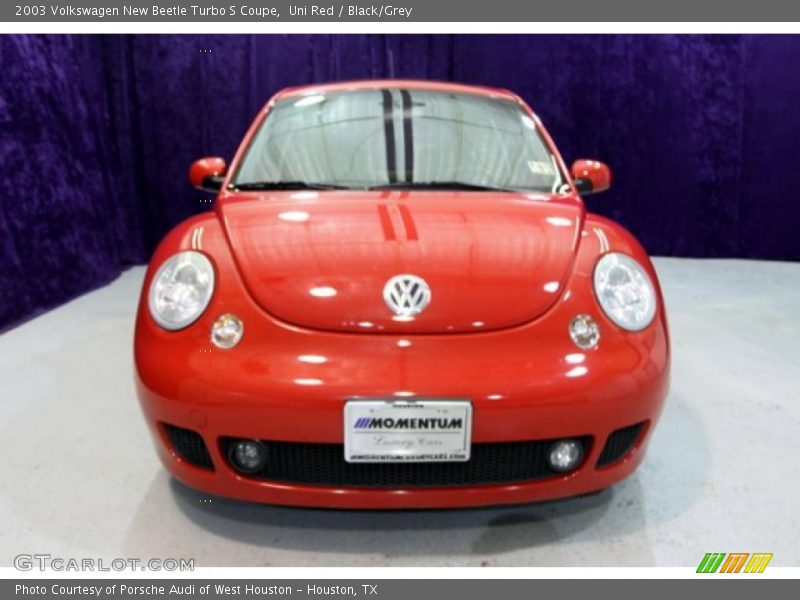 Uni Red / Black/Grey 2003 Volkswagen New Beetle Turbo S Coupe