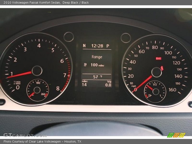 Deep Black / Black 2010 Volkswagen Passat Komfort Sedan