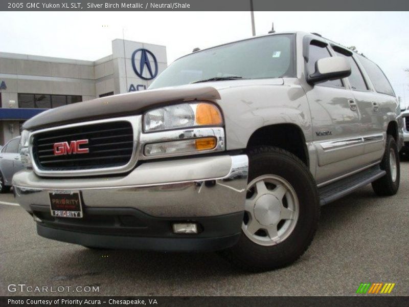 Silver Birch Metallic / Neutral/Shale 2005 GMC Yukon XL SLT