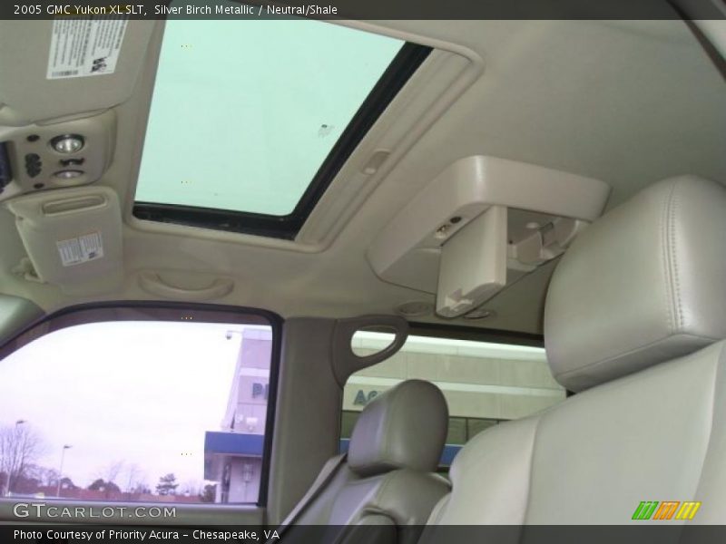 Silver Birch Metallic / Neutral/Shale 2005 GMC Yukon XL SLT